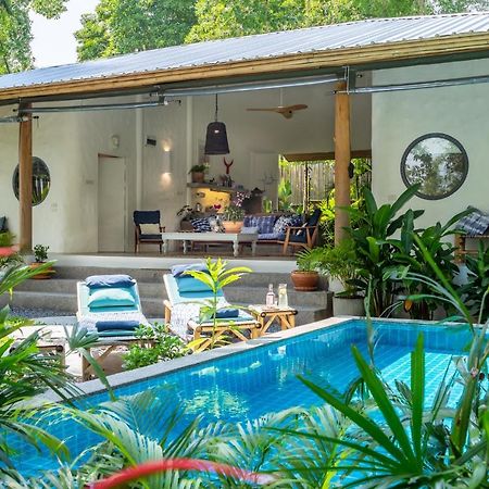 Dhyana Villas Hinkong Buitenkant foto